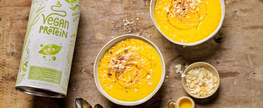 FRUITY FITNESS SNACK: GOLDEN PROTEIN BOWL