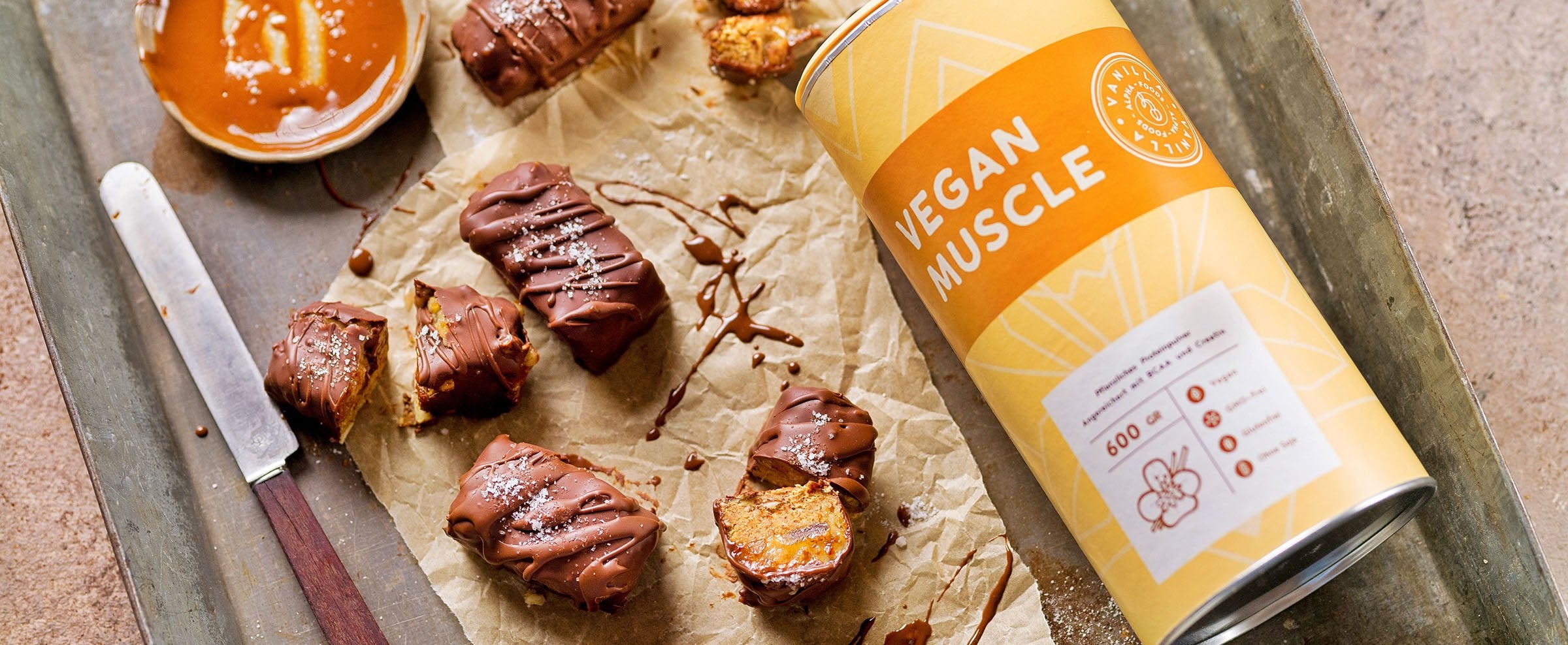 BEWARE OF ADDICTION: VEGAN CHOCOLATE CARAMEL PROTEIN BARS