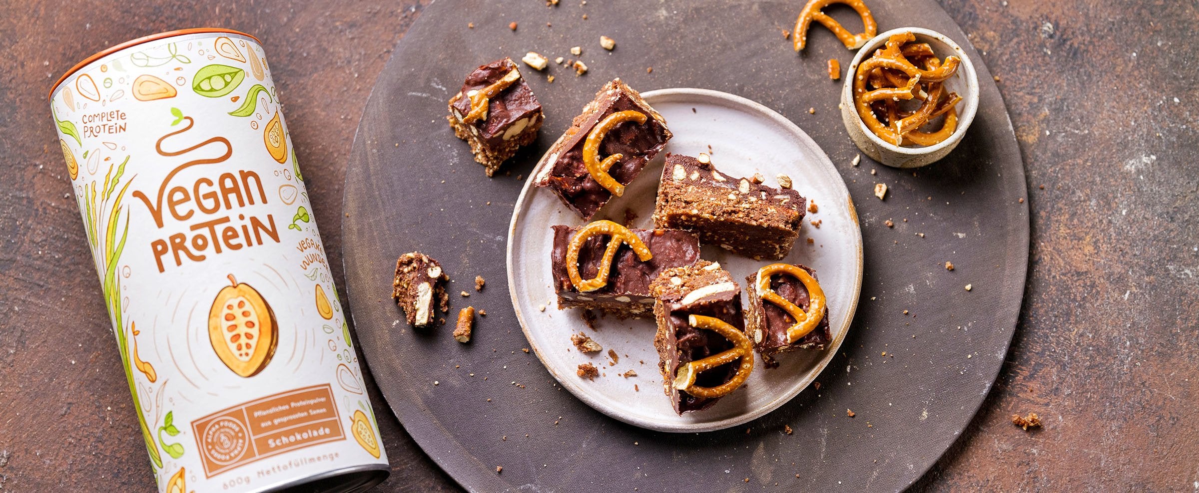 SWEET & SALTY: CHOCOLATE PRETZEL PROTEIN SNACKS