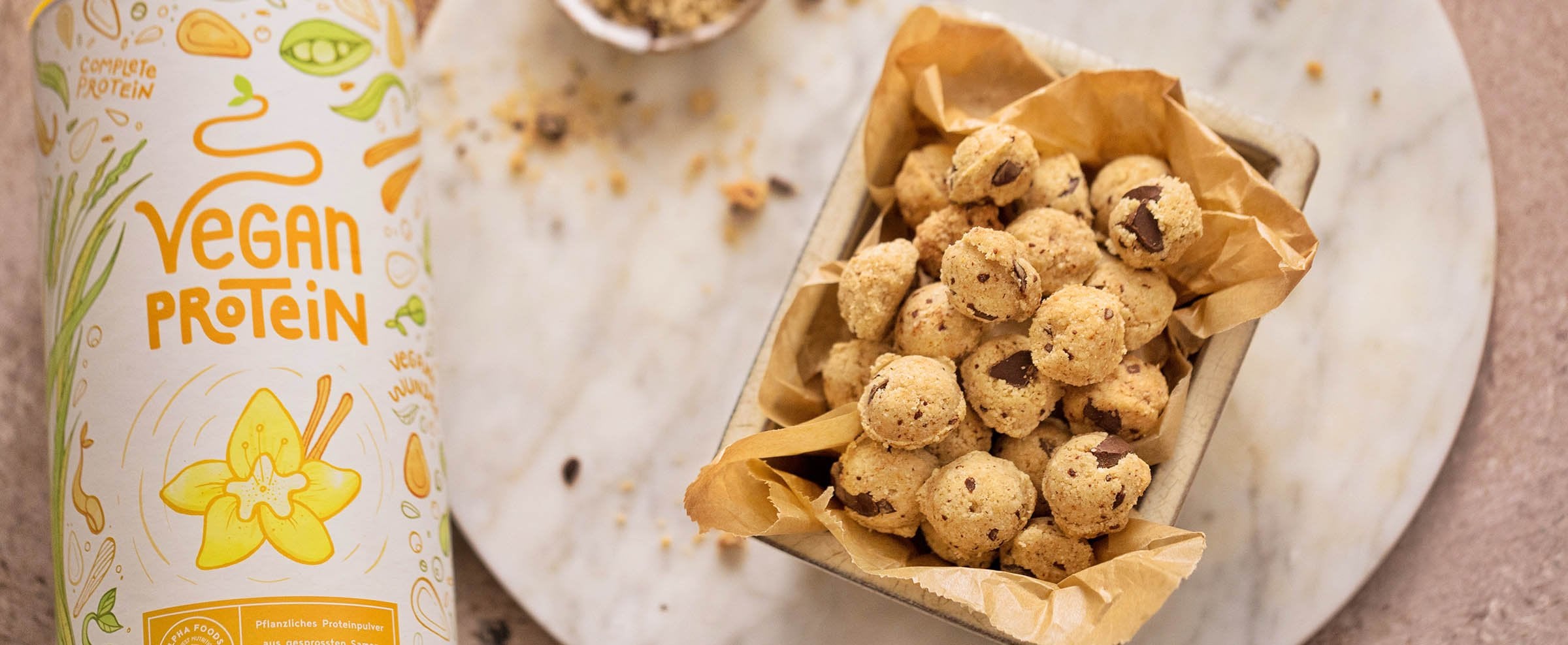HEALTHY SNACKING - COOKIE DOUGH PROTEIN BALLS